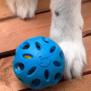 1 count JW Pet Crackle Heads Rubber Ball Dog Toy Medium