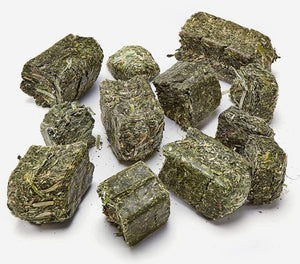 90 oz (6 x 15 oz) Kaytee Natural Alfalfa Cubes