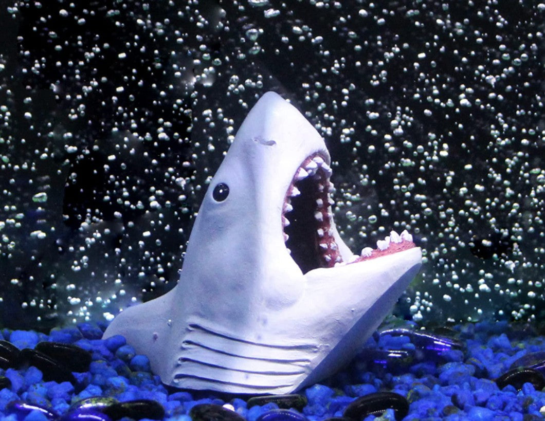 Penn Plax Jaws Open Mouth Swim Through Aquarium Ornament - PetMountain.com